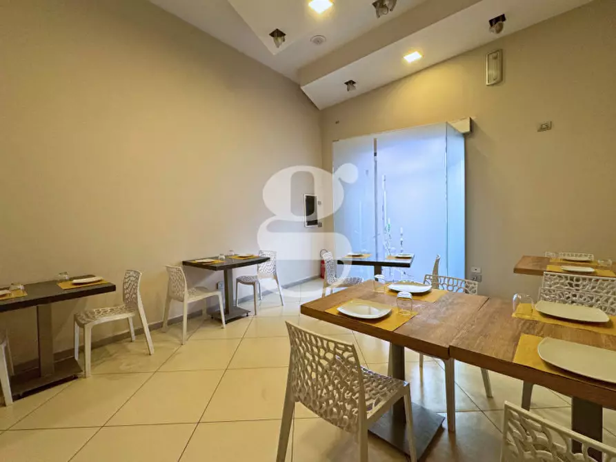 Immagine 10 di Attività commerciale in vendita  in Via Giacomo Medici,N°75 a Milazzo