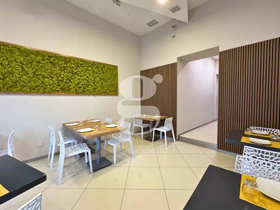 Immagine 15 di Attività commerciale in vendita  in Via Giacomo Medici,N°75 a Milazzo