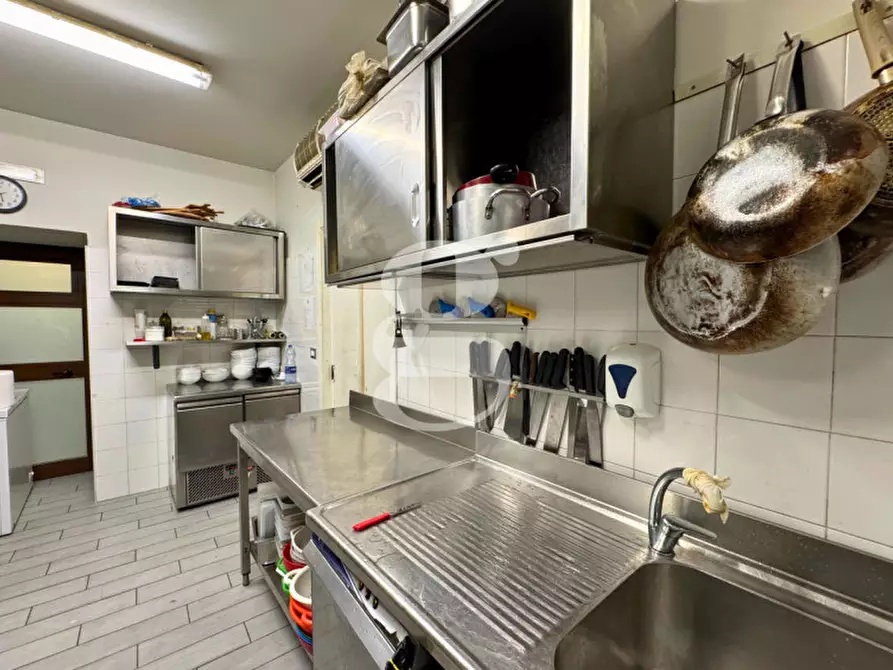 Immagine 24 di Attività commerciale in vendita  in Via Giacomo Medici,N°75 a Milazzo