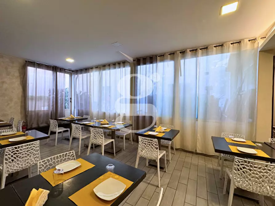 Immagine 38 di Attività commerciale in vendita  in Via Giacomo Medici,N°75 a Milazzo