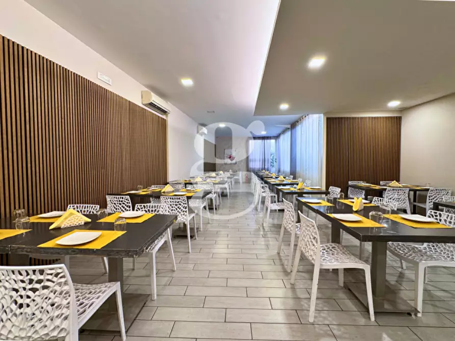 Immagine 44 di Attività commerciale in vendita  in Via Giacomo Medici,N°75 a Milazzo