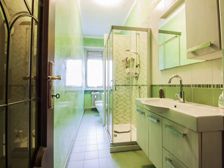 Immagine 5 di Appartamento in vendita  in Via Nizza 356 bis a Torino