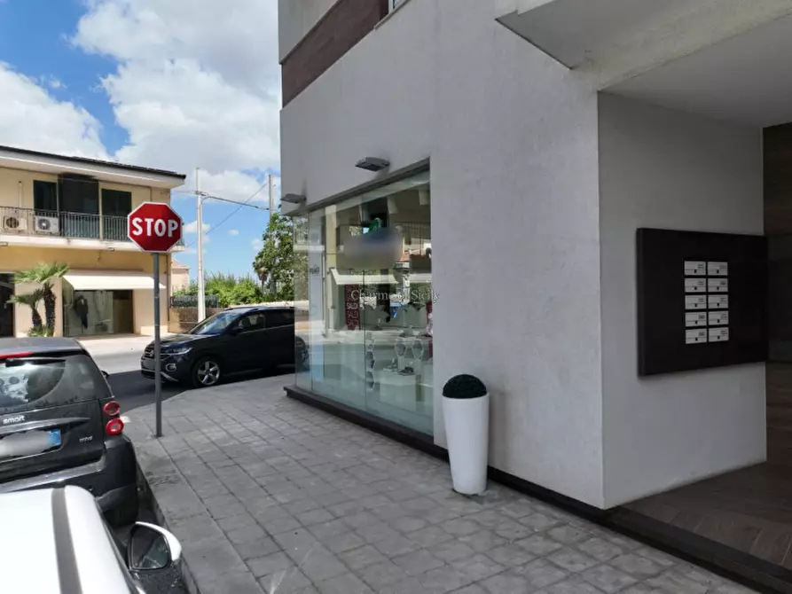 Immagine 3 di Negozio in vendita  a Modica