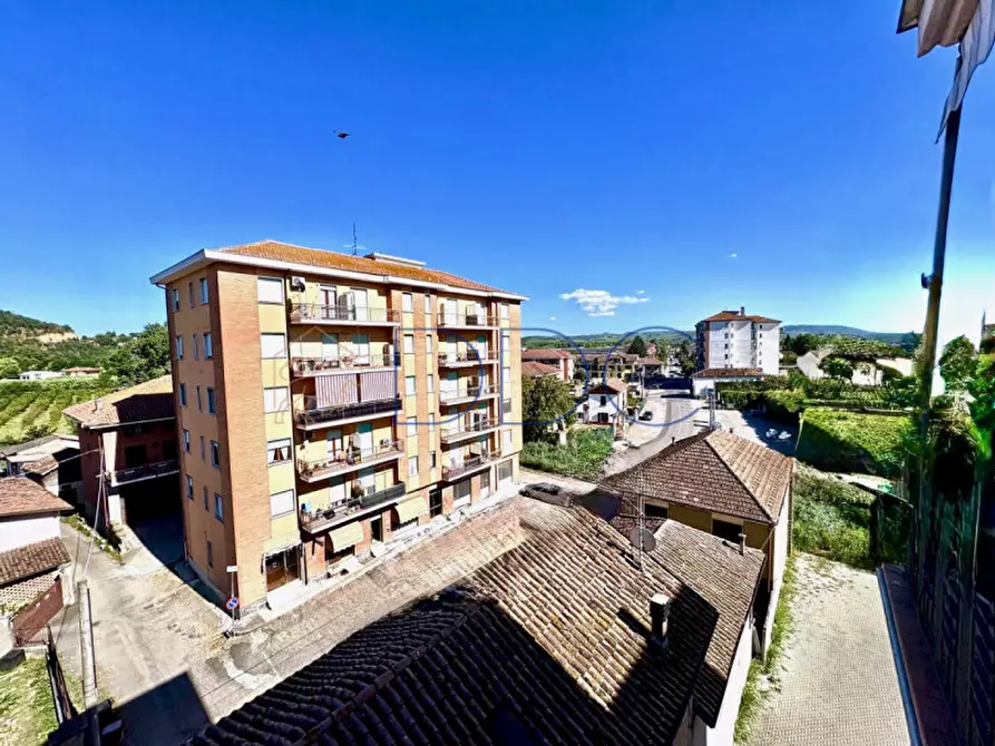 Immagine 5 di Appartamento in vendita  in Via Martiri della Libertà 24 a Incisa Scapaccino