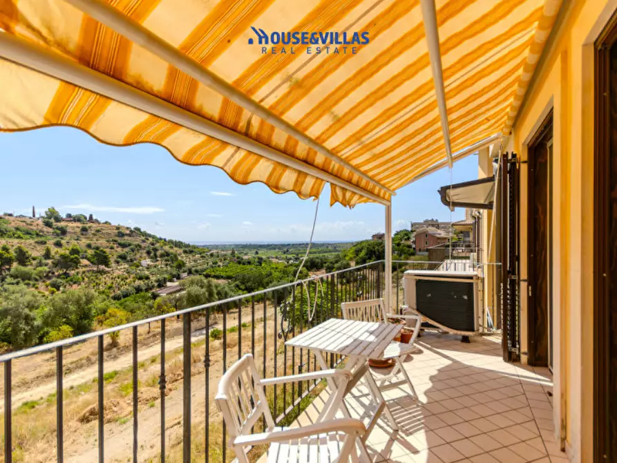 Immagine 4 di Appartamento in vendita  in Via Gian Domenico Romagnosi a Noto