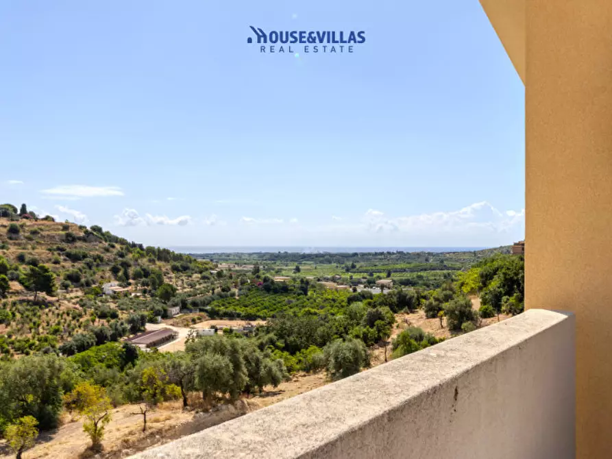 Immagine 8 di Appartamento in vendita  in Via Gian Domenico Romagnosi a Noto