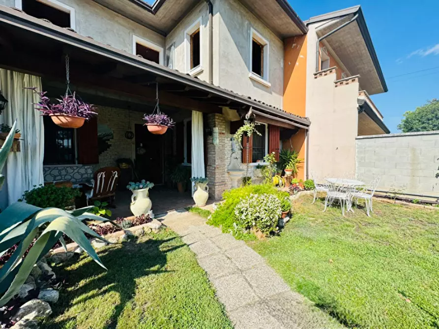 Immagine 6 di Appartamento in vendita  a Calvisano