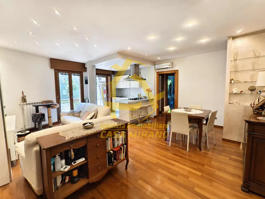 Immagine 5 di Appartamento in vendita  in Via Antonio Diedo a Venezia