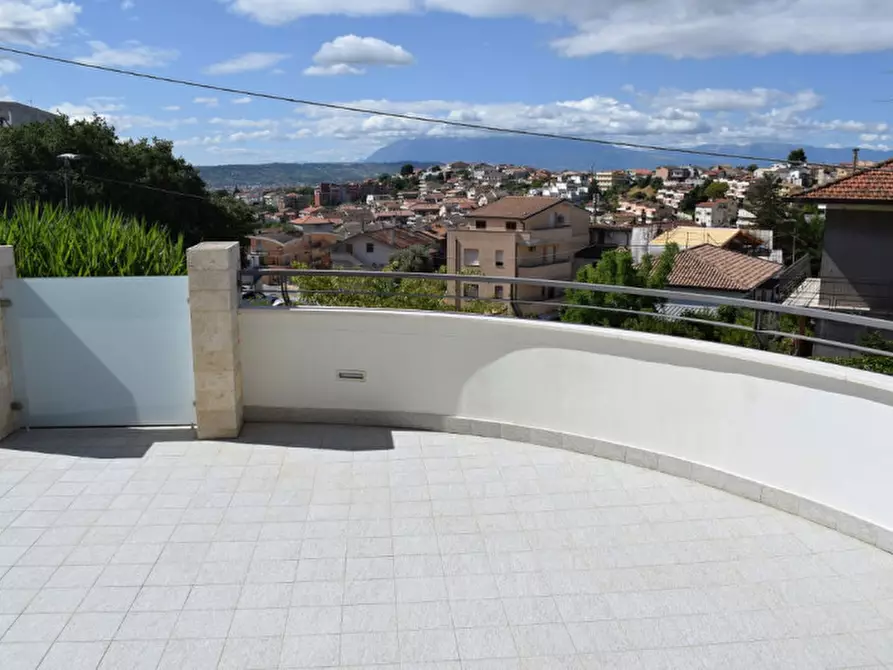 Immagine 11 di Casa bifamiliare in vendita  in Strada Pandolfi a Pescara