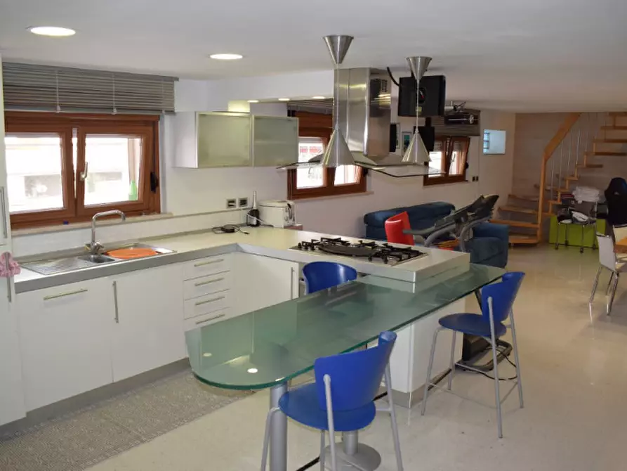 Immagine 23 di Casa bifamiliare in vendita  in Strada Pandolfi a Pescara