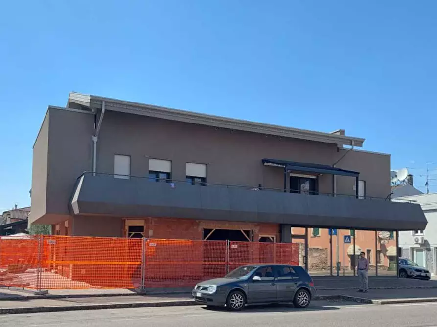 Immagine 1 di Appartamento in vendita  a Mozzecane