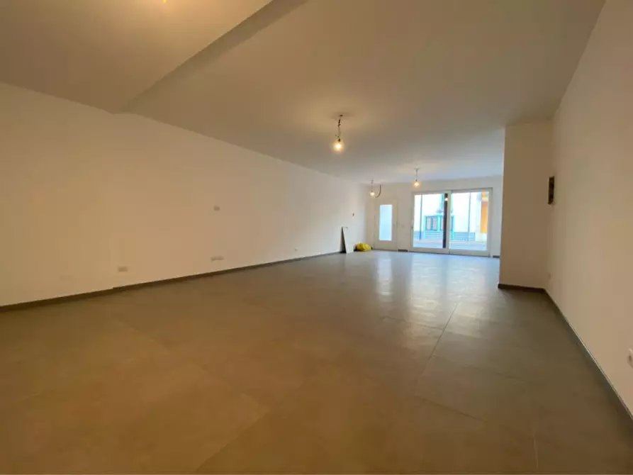 Immagine 4 di Appartamento in vendita  a Mozzecane