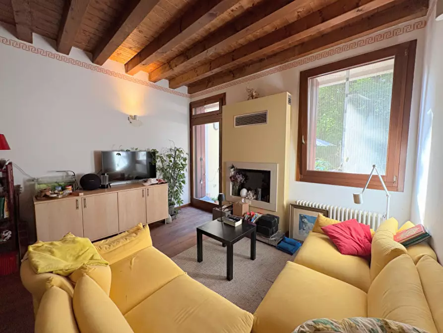 Immagine 4 di Appartamento in vendita  in Via Giuseppe Mazzini 27 a Schio