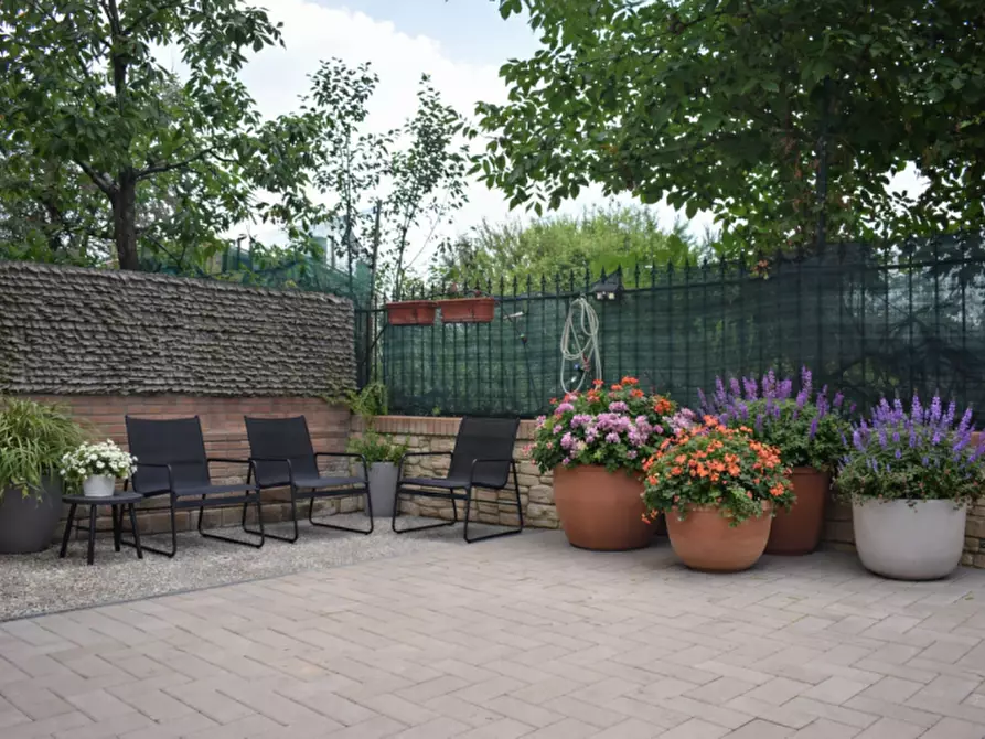 Immagine 3 di Appartamento in vendita  in Strada Traversetolo a Parma