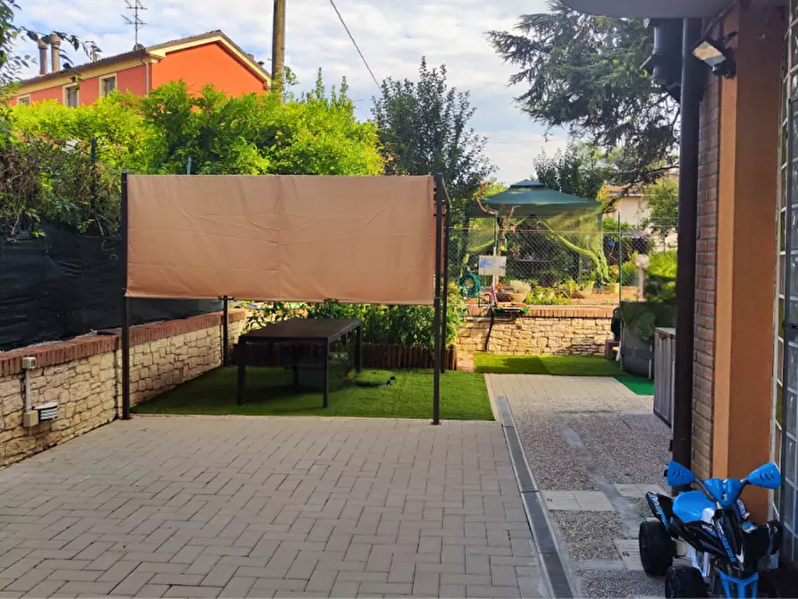 Immagine 8 di Appartamento in vendita  in Strada Traversetolo a Parma