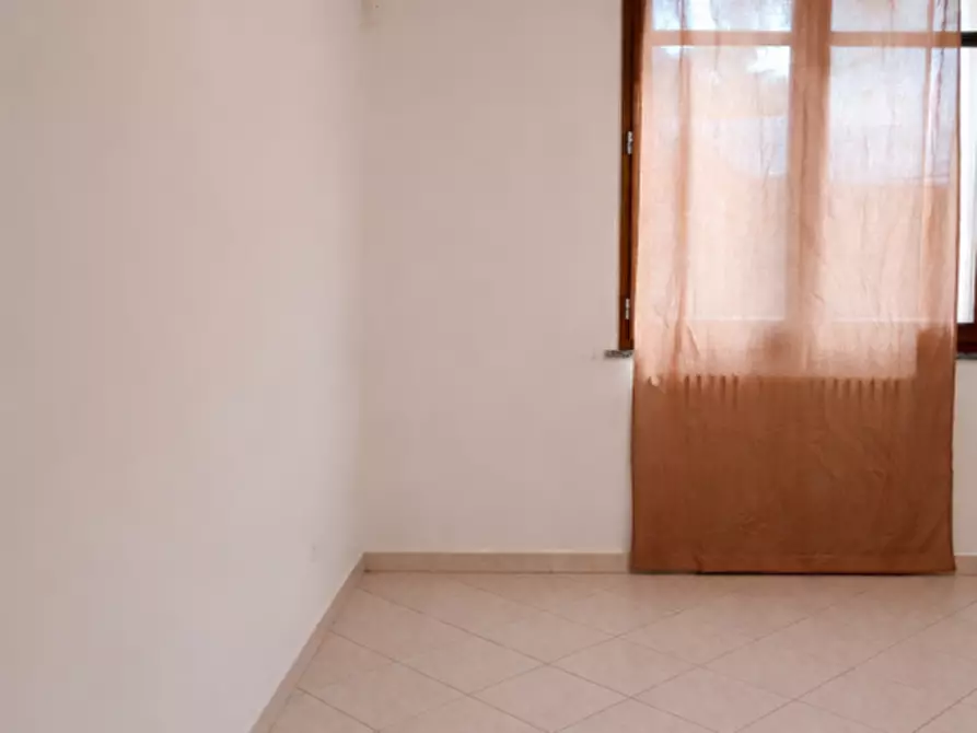 Immagine 10 di Appartamento in vendita  in Strada Traversetolo a Parma