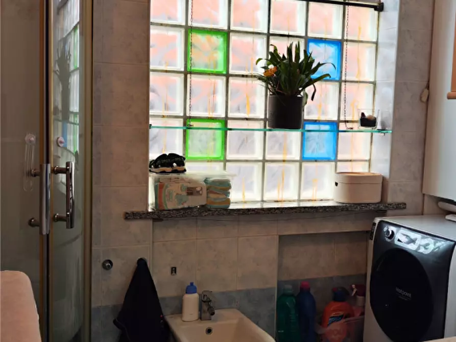 Immagine 31 di Appartamento in vendita  in Strada Traversetolo a Parma