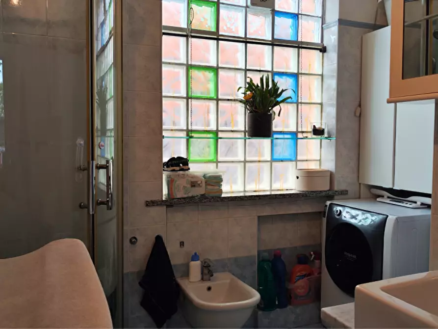 Immagine 23 di Appartamento in vendita  in Strada Traversetolo a Parma