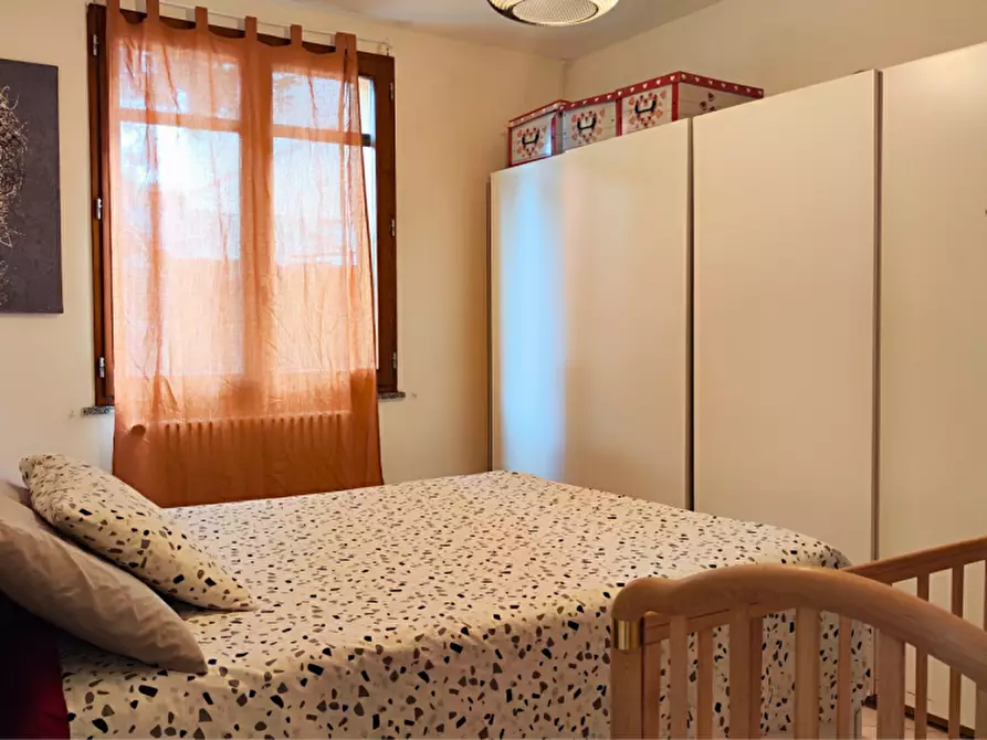 Immagine 34 di Appartamento in vendita  in Strada Traversetolo a Parma