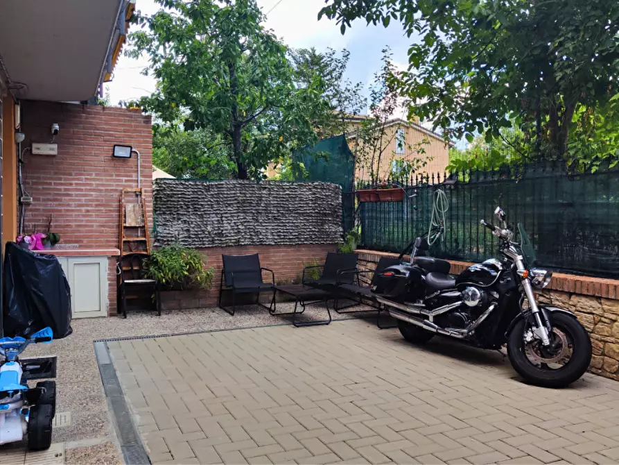 Immagine 41 di Appartamento in vendita  in Strada Traversetolo a Parma