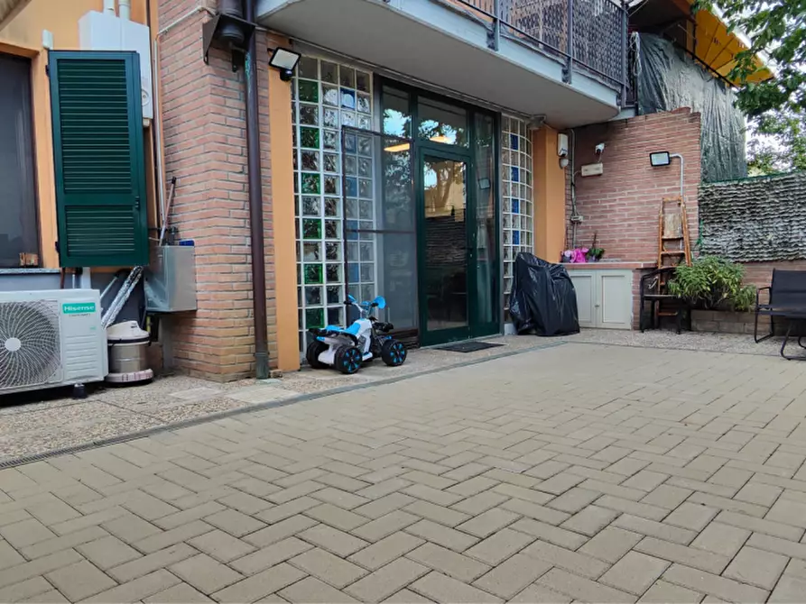 Immagine 42 di Appartamento in vendita  in Strada Traversetolo a Parma