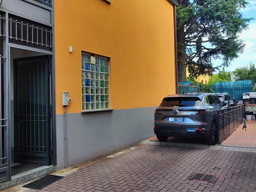 Immagine 14 di Appartamento in vendita  in Strada Traversetolo a Parma