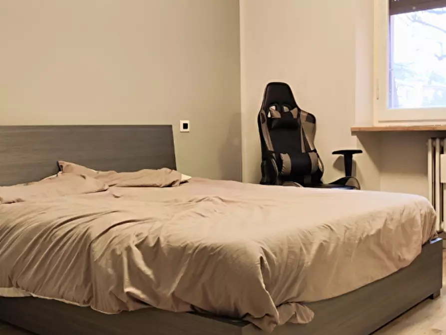 Immagine 12 di Appartamento in vendita  in Via Vincenzo Bellini a Parma