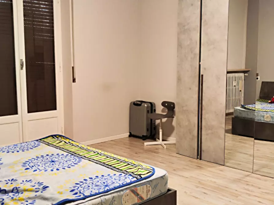 Immagine 17 di Appartamento in vendita  in Via Vincenzo Bellini a Parma