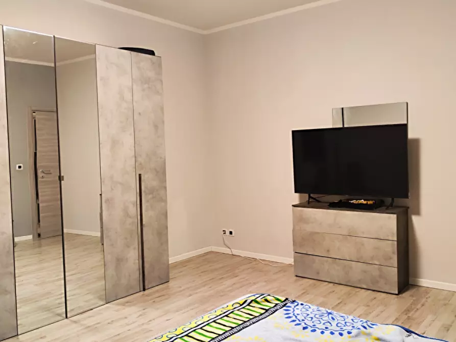 Immagine 23 di Appartamento in vendita  in Via Vincenzo Bellini a Parma