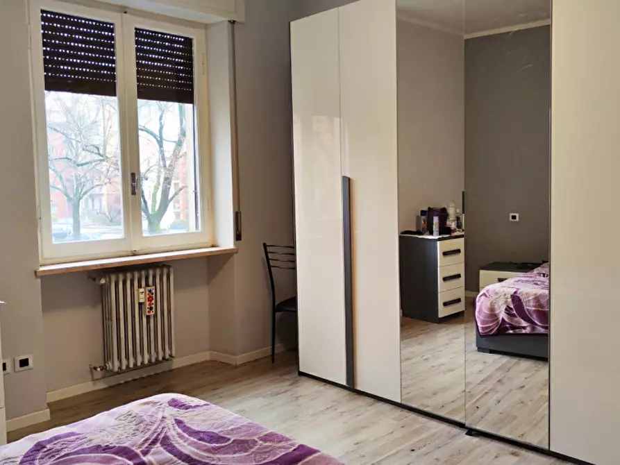 Immagine 29 di Appartamento in vendita  in Via Vincenzo Bellini a Parma