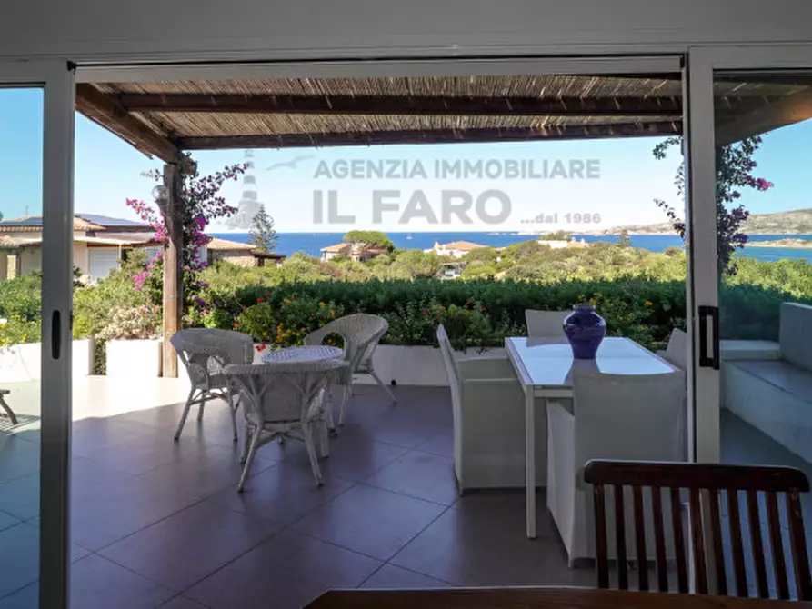Immagine 1 di Villa in vendita  in Via delle Agavi a La Maddalena