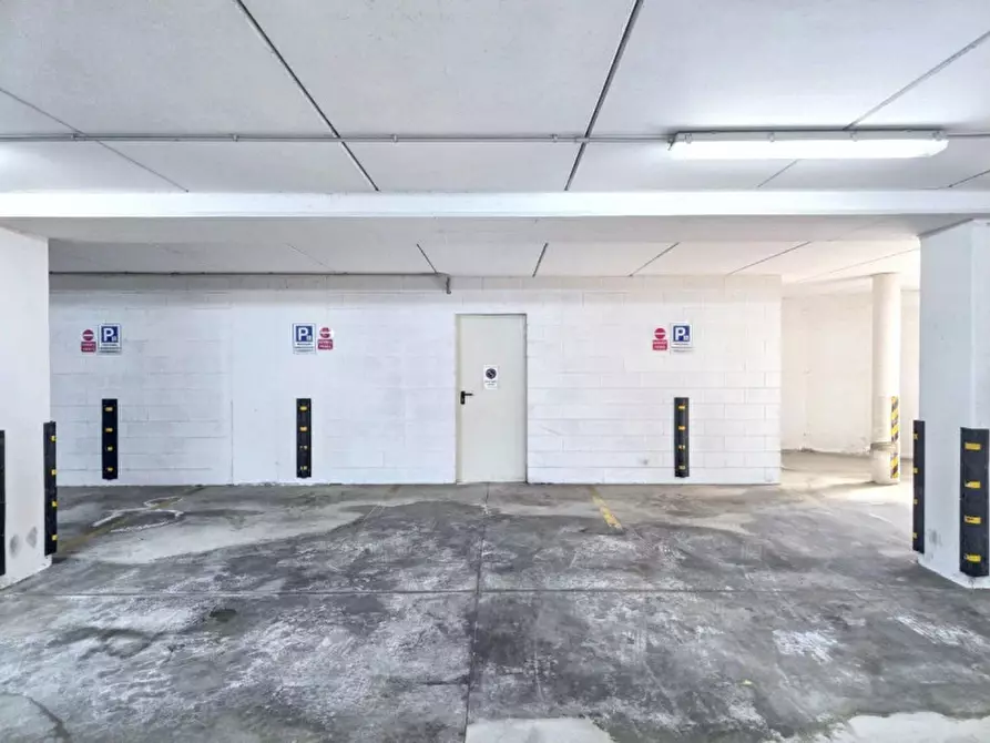 Immagine 16 di Ufficio in vendita  in Via Roma, Torri di Quartesolo VI, Italia a Torri Di Quartesolo