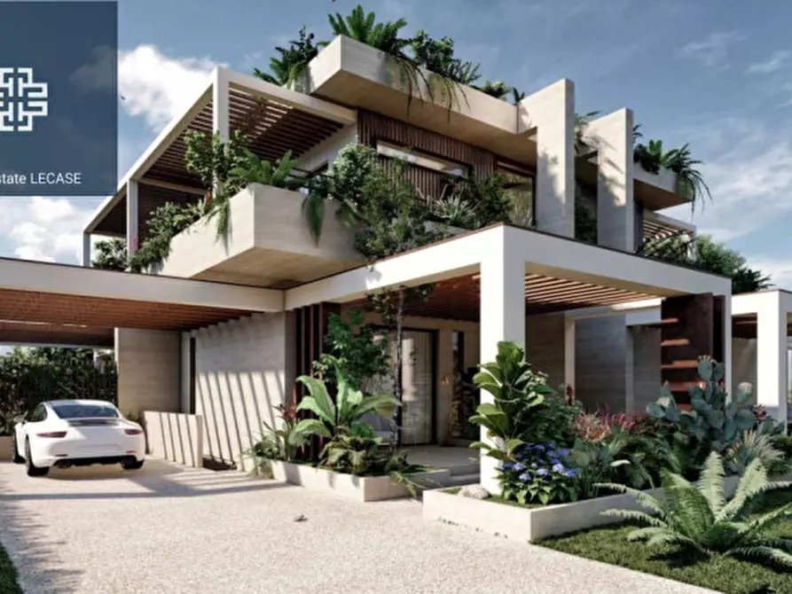 Immagine 1 di Casa bifamiliare in vendita  in Via Alessandro Volta a Forte Dei Marmi