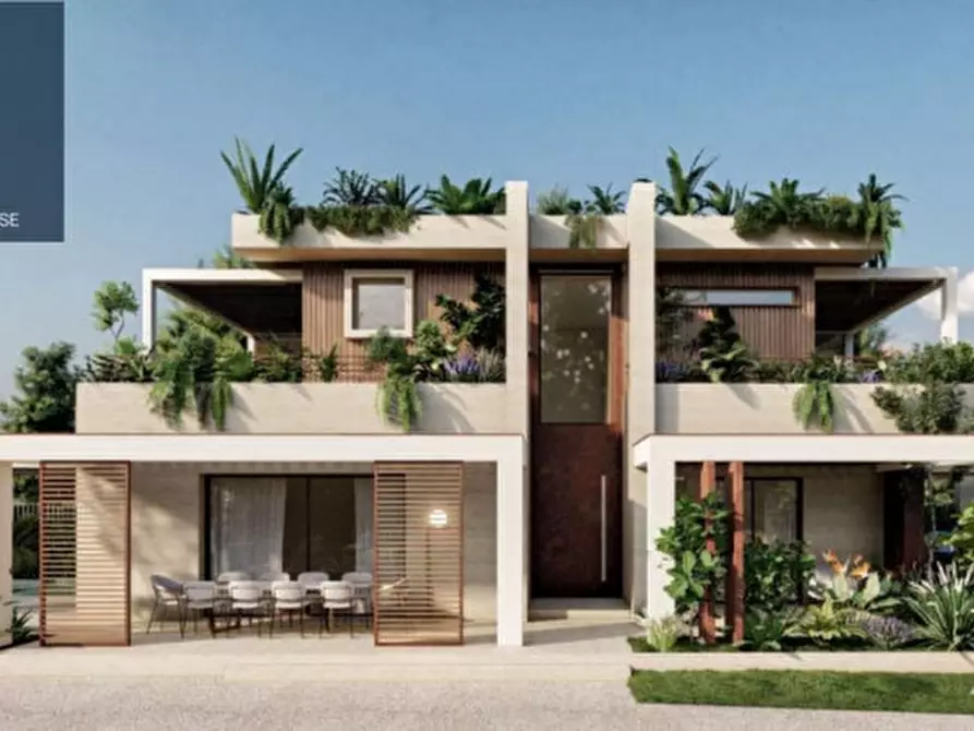 Immagine 5 di Casa bifamiliare in vendita  in Via Alessandro Volta a Forte Dei Marmi