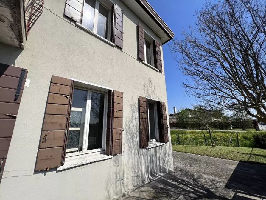 Immagine 16 di Casa indipendente in vendita  in Viale Colli Euganei a Abano Terme