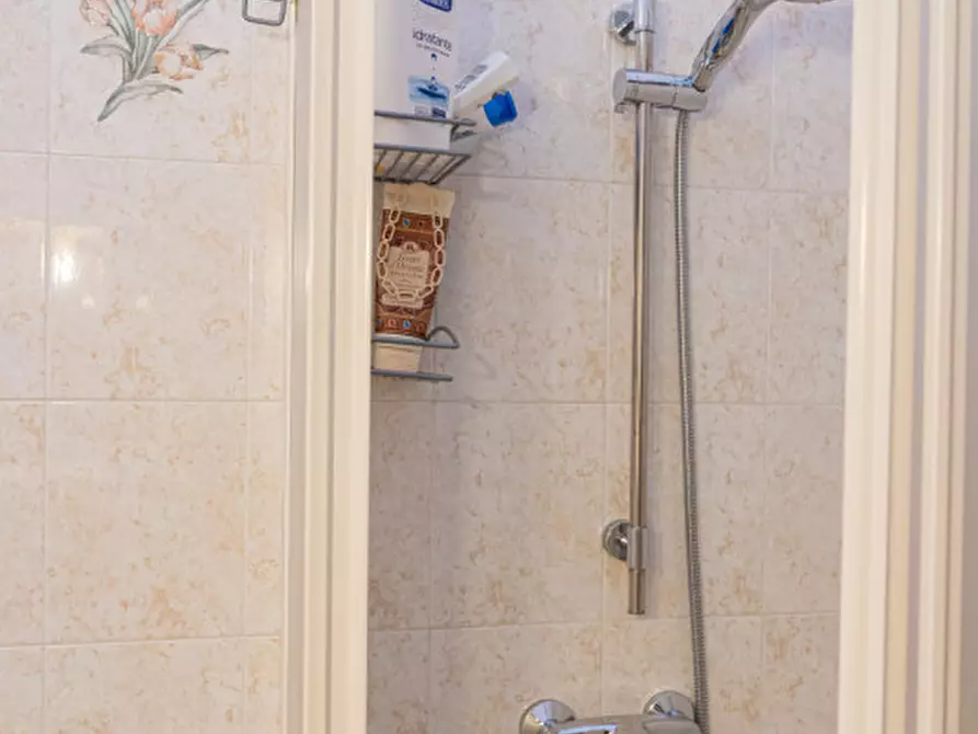 Immagine 18 di Appartamento in vendita  in via Cecco Angiolieri, 20 a Nardo'