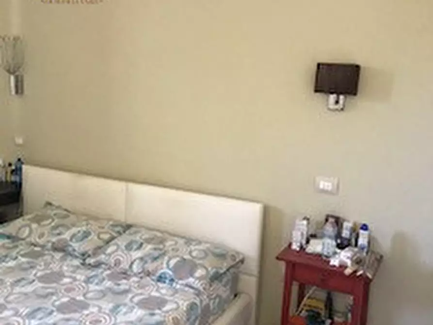 Immagine 6 di Appartamento in vendita  a Urbino