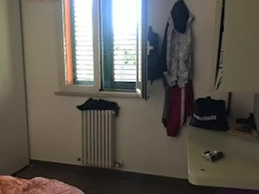 Immagine 9 di Appartamento in vendita  a Urbino