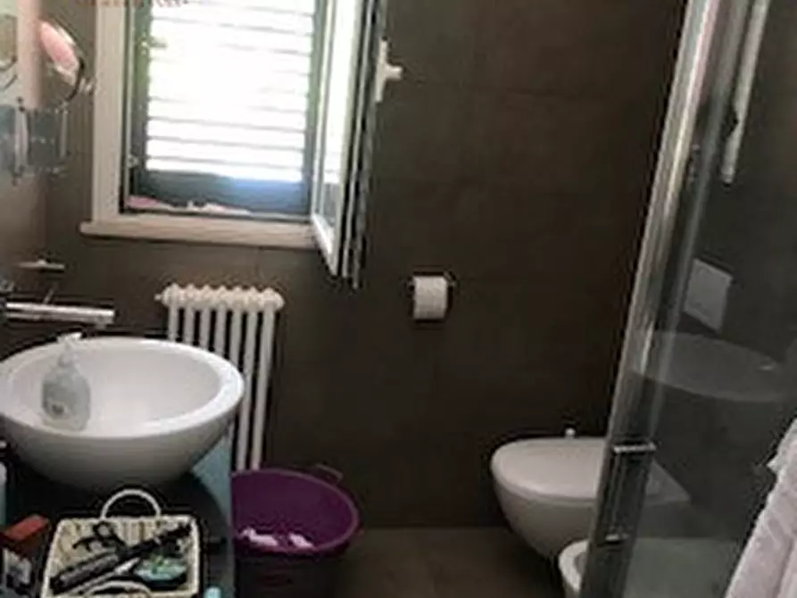 Immagine 12 di Appartamento in vendita  a Urbino