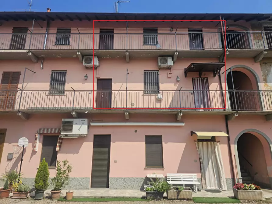 Immagine 12 di Appartamento in vendita  in Via stradella del pane 26 a Arconate