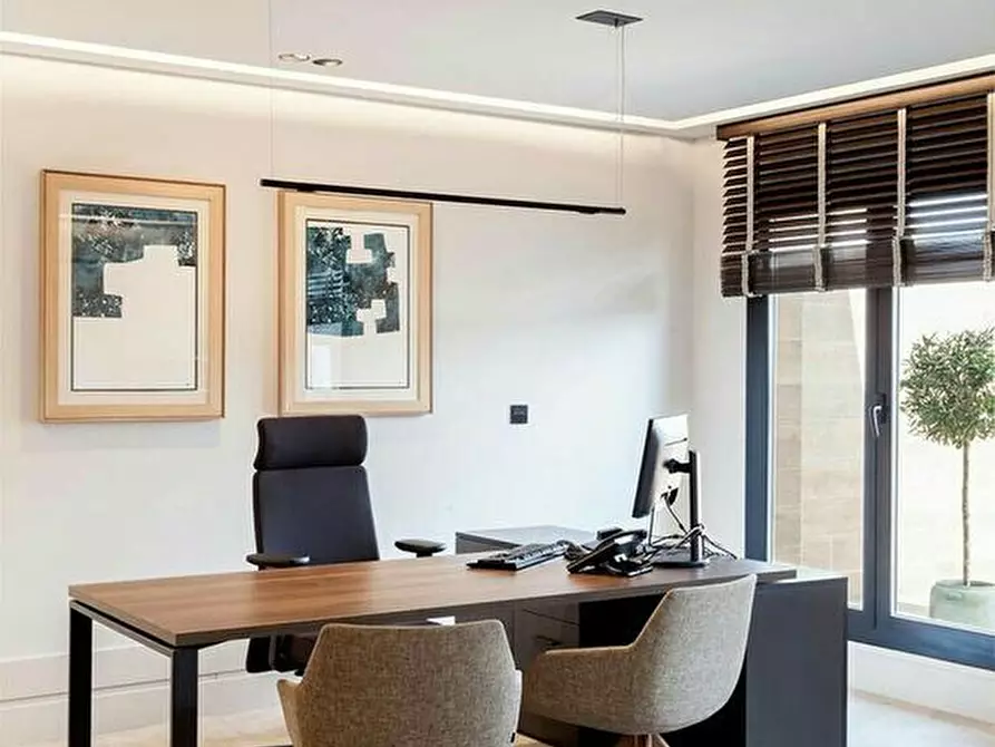 Immagine 2 di Ufficio in vendita  a Treviso