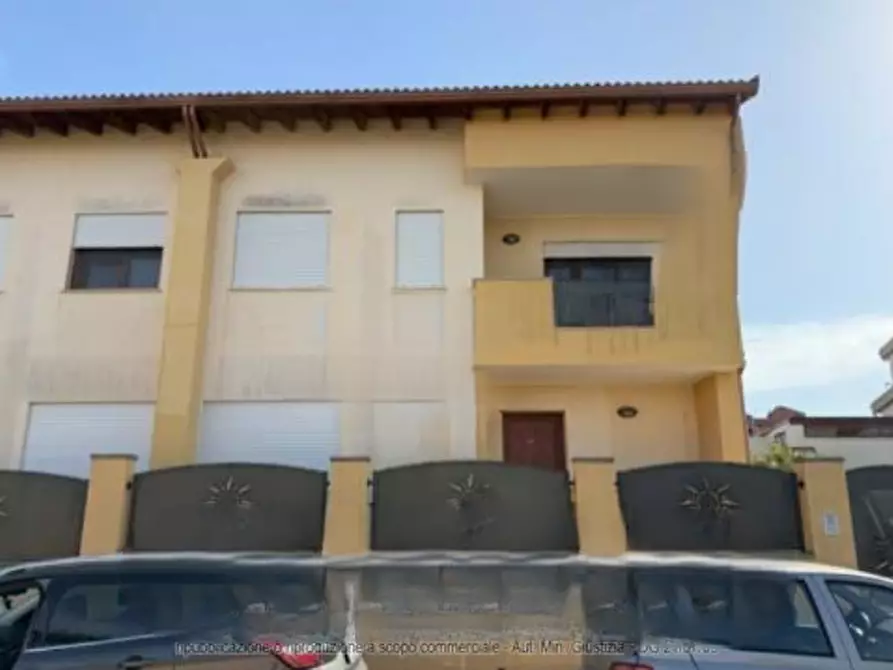 Immagine 2 di Villetta a schiera in vendita  in Via Vittorio de Sica 13 A a Cagliari