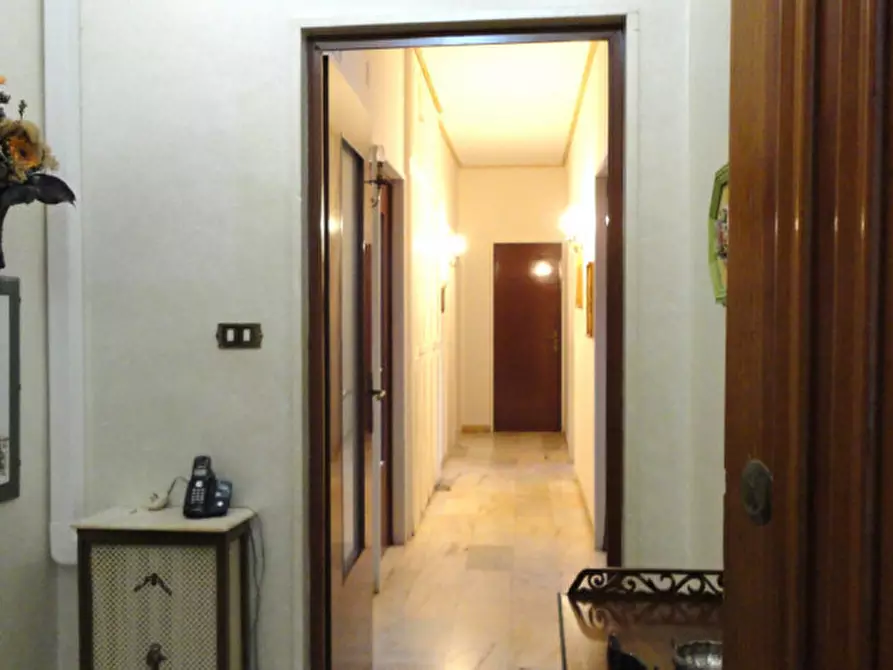 Immagine 1 di Appartamento in vendita  in VIALE  XXIV MAGGIO a Genzano Di Lucania