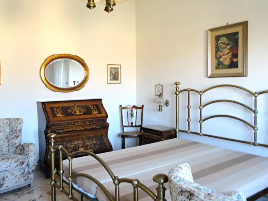 Immagine 4 di Appartamento in vendita  in VIALE  XXIV MAGGIO a Genzano Di Lucania