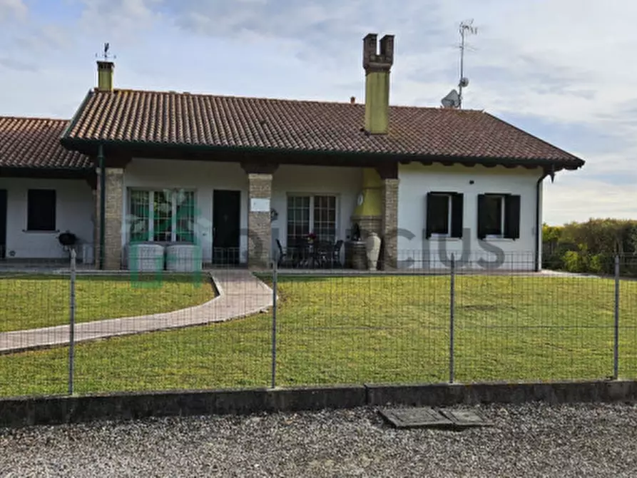 Immagine 9 di Casa bifamiliare in vendita  in Via Fossà a San Donà Di Piave