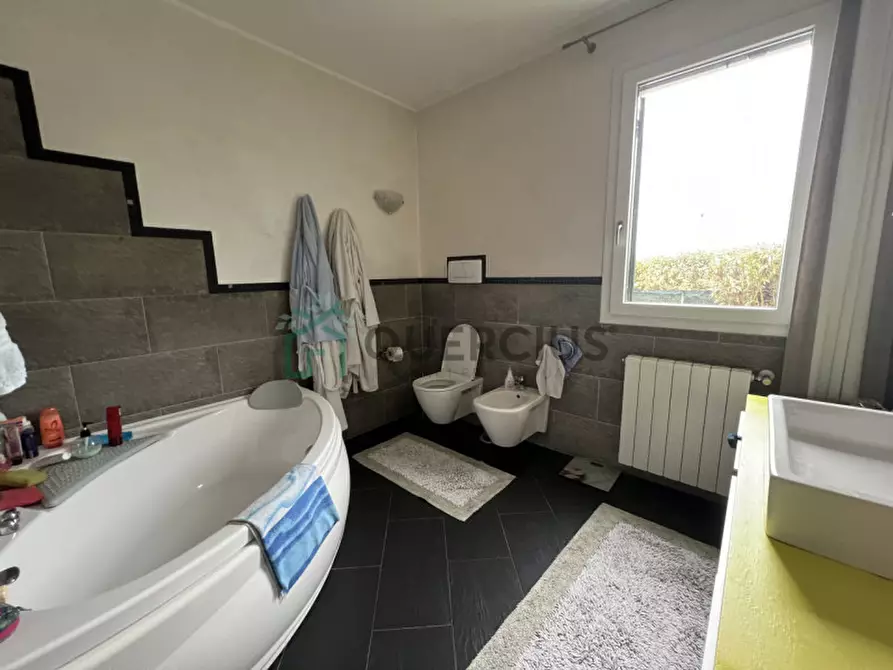 Immagine 41 di Casa bifamiliare in vendita  in Via Fossà a San Donà Di Piave