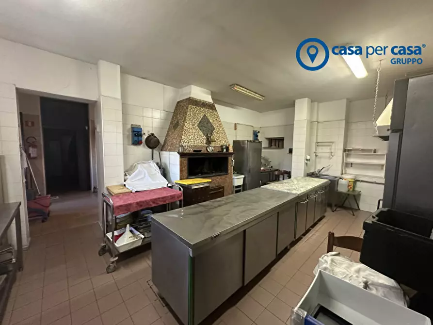 Immagine 19 di Attività commerciale in vendita  in Piazza Commercio 103 a Lusia