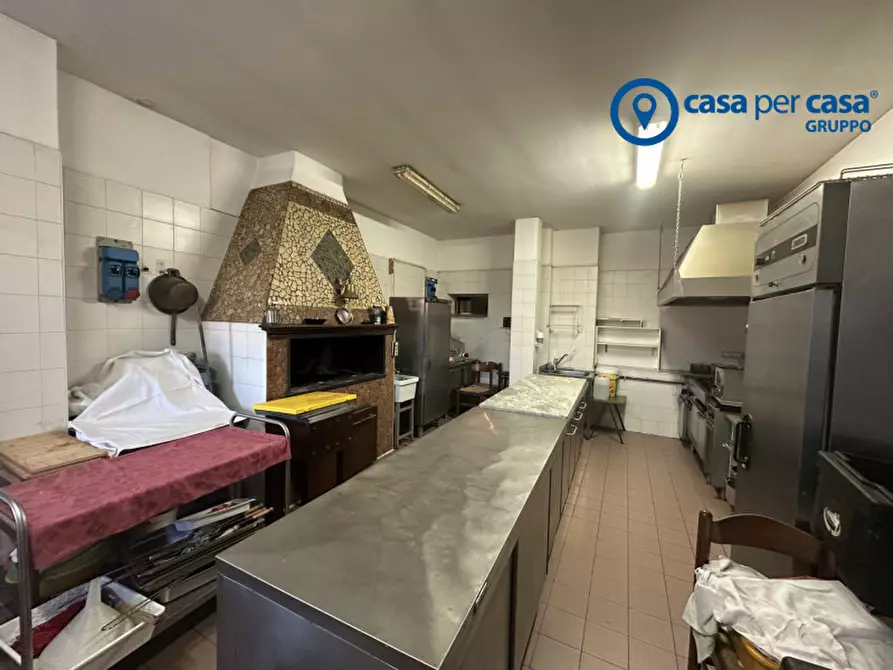 Immagine 20 di Attività commerciale in vendita  in Piazza Commercio 103 a Lusia