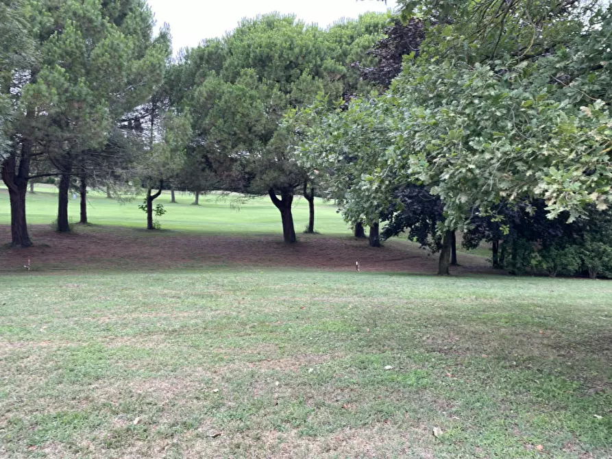 Immagine 1 di Villetta a schiera in vendita  a Lignano Sabbiadoro