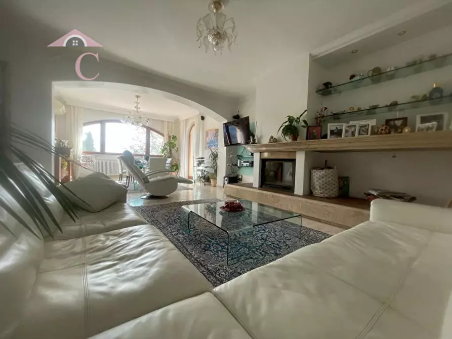 Immagine 6 di Villa in vendita  in località campigliano snc a Rivodutri